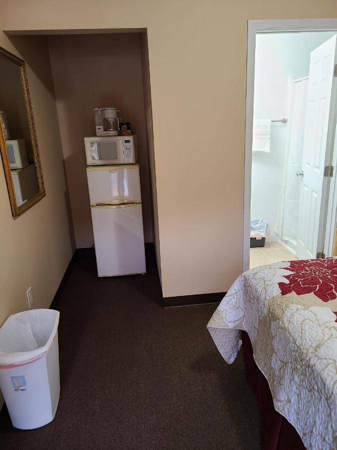 Clarysville Motel Frostburg Екстериор снимка
