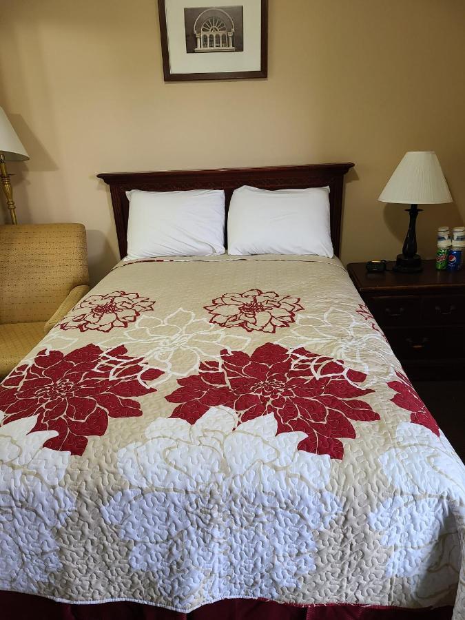 Clarysville Motel Frostburg Екстериор снимка
