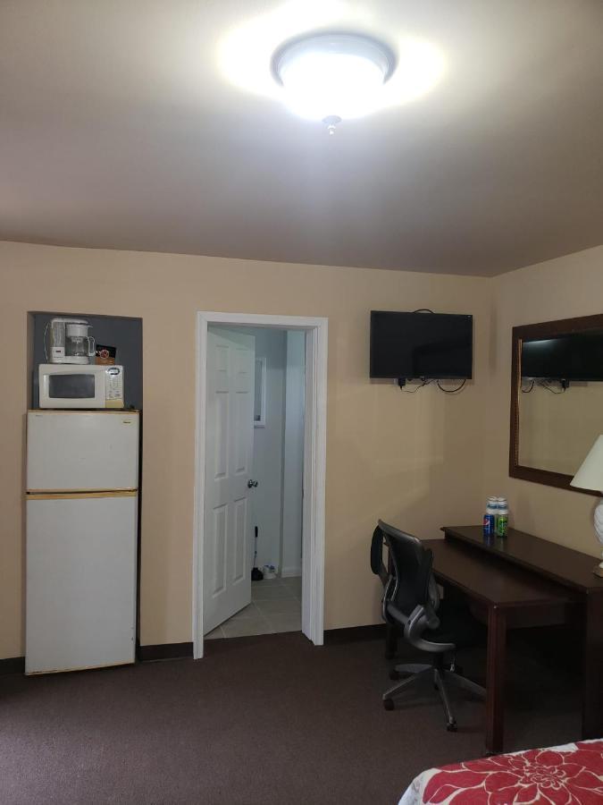 Clarysville Motel Frostburg Екстериор снимка