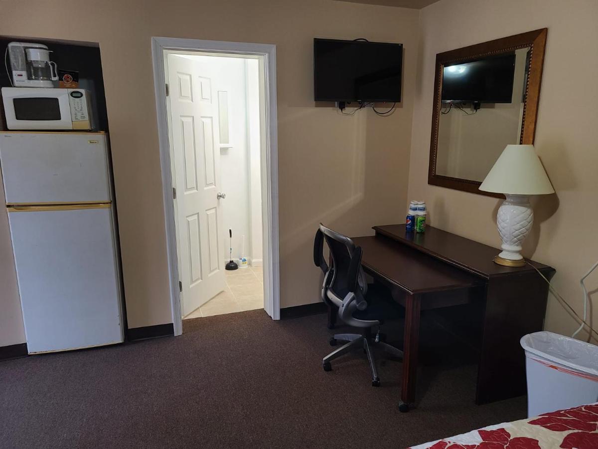 Clarysville Motel Frostburg Екстериор снимка