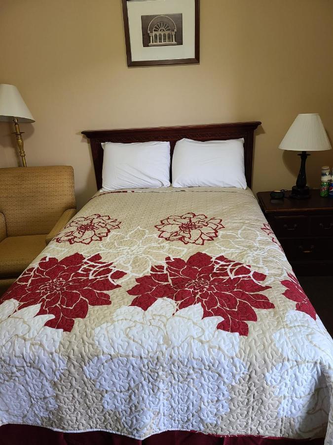 Clarysville Motel Frostburg Екстериор снимка