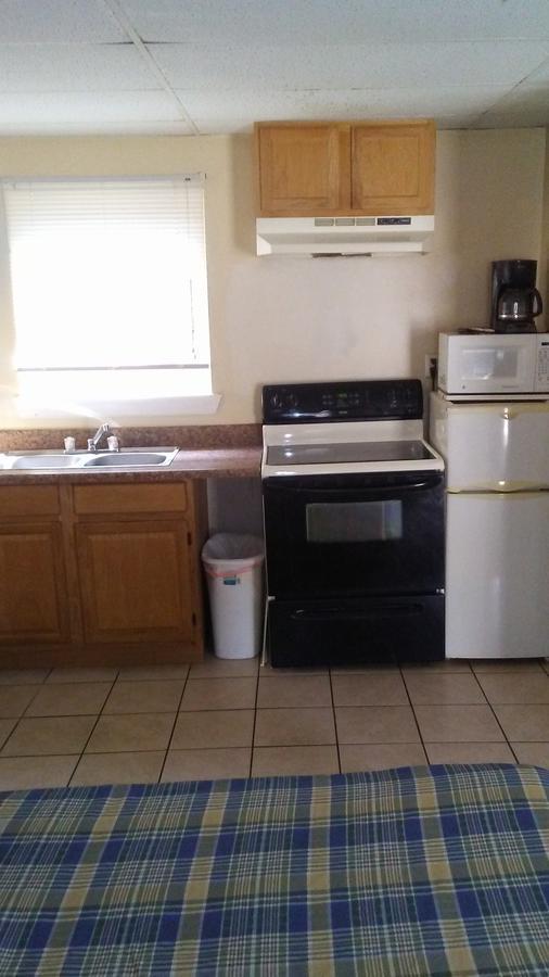 Clarysville Motel Frostburg Екстериор снимка