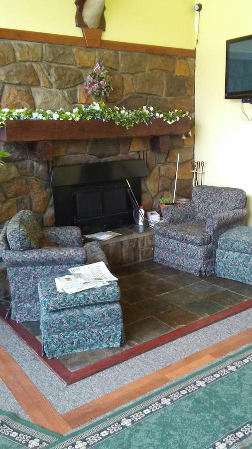 Clarysville Motel Frostburg Екстериор снимка