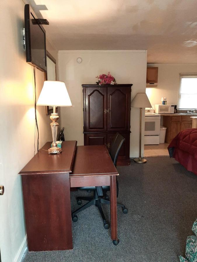Clarysville Motel Frostburg Екстериор снимка