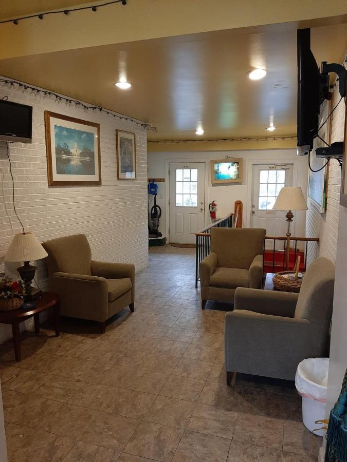Clarysville Motel Frostburg Екстериор снимка